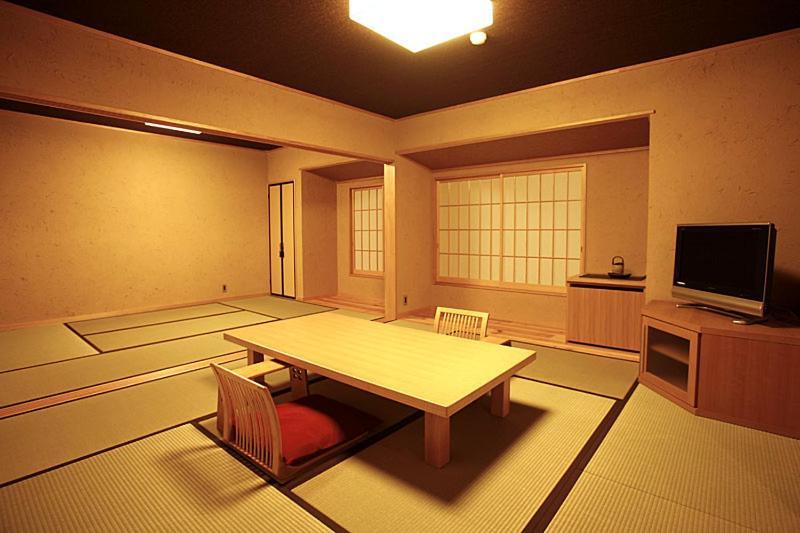 Masutomi Ryokan Хаконе Экстерьер фото