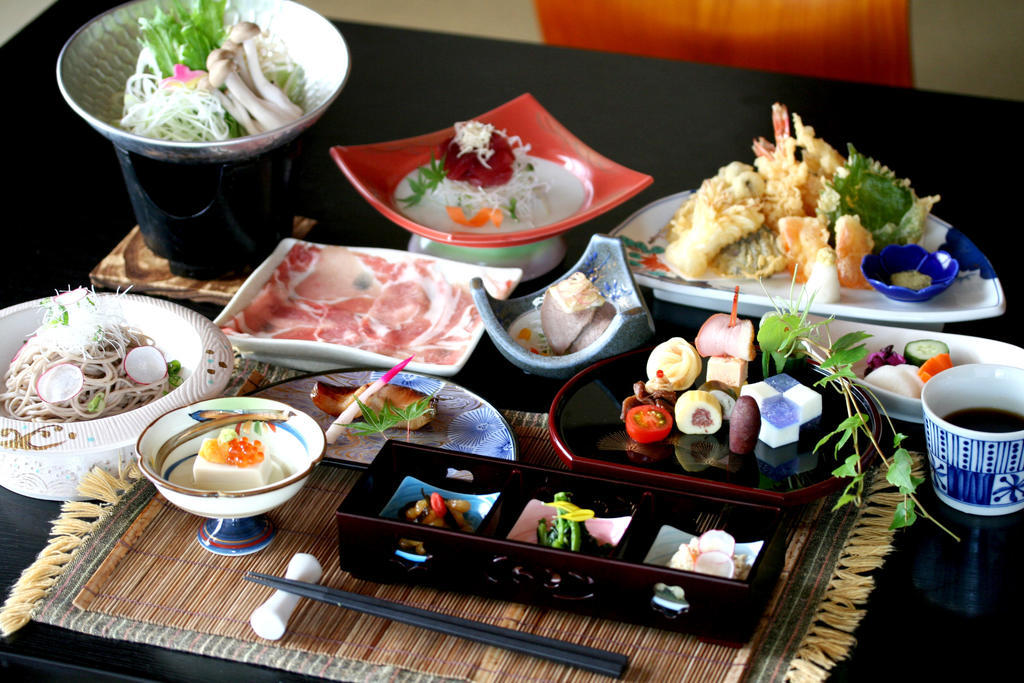 Masutomi Ryokan Хаконе Экстерьер фото